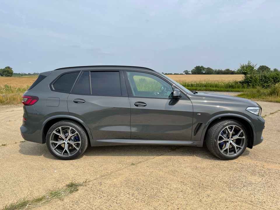 The BMW X5 x45e is powerful and brimming with tech