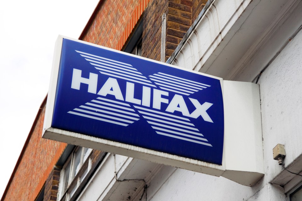 Halifax will pay you £100 to switch to one of its accounts