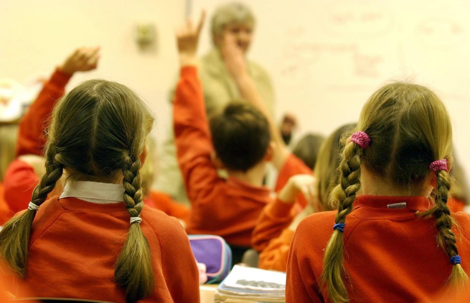 Parents are pulling their kids out of school to avoid isolation ahead of family summer holidays