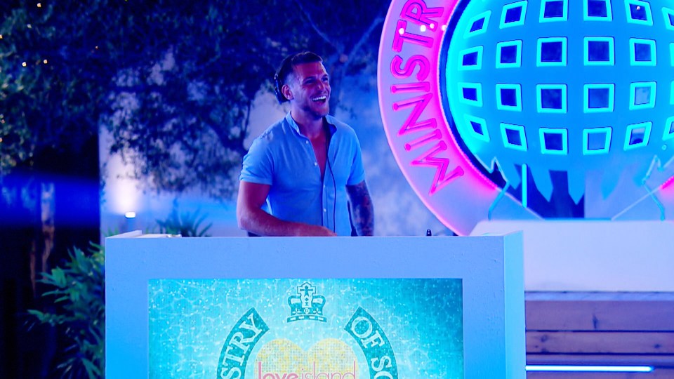 In 2018 top DJ Tom Zanetti performed and world class act Craig David hosted a party in 2019