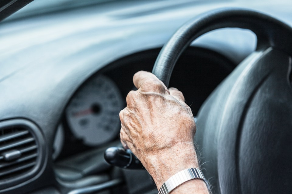 Experts have said have said that the way your drive could be key in the early diagnosis of dementia