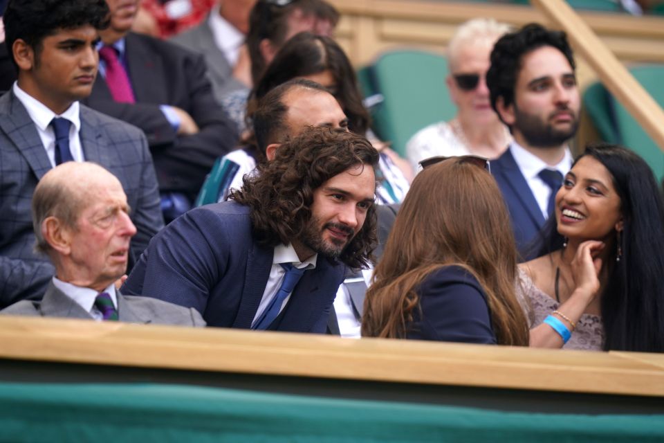 Kate has a chat with fitness guru Joe Wicks in the stands