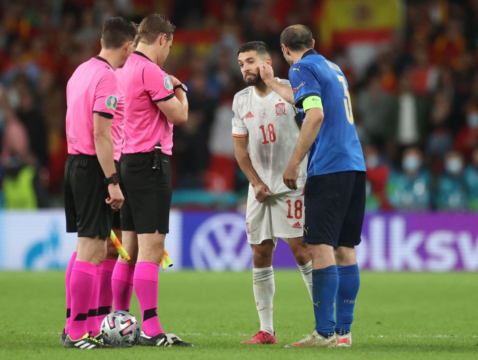 Chiellini was caught playing mind-games with Alba before Italy's semi-final shootout win over Spain