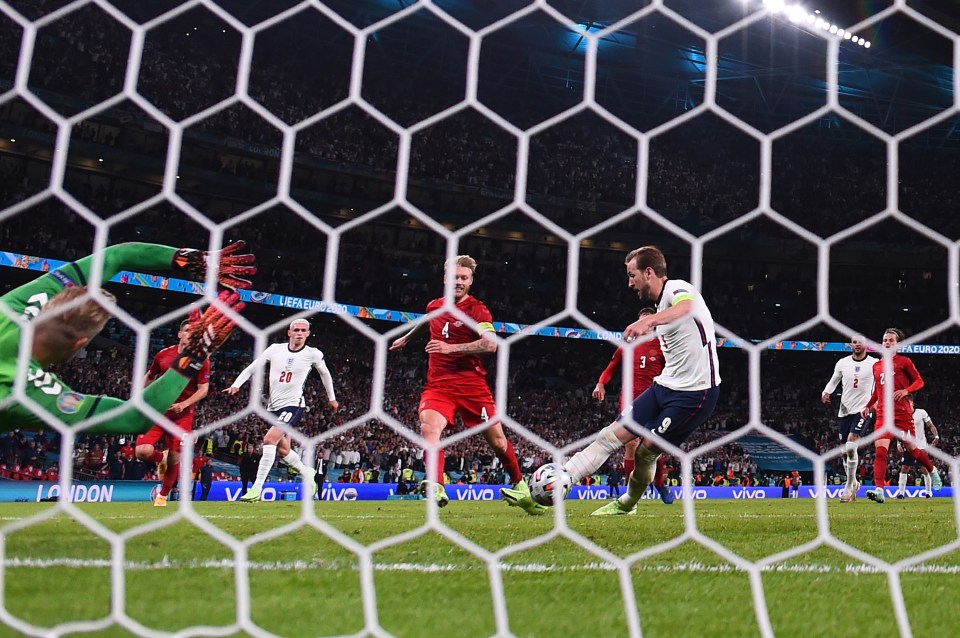 Kane smashed home his rebound to give England the lead in extra time