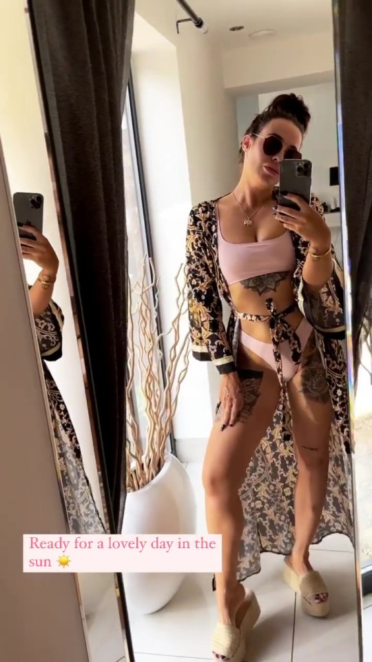 Hollyoaks actress Stephanie Davis paired a pale pink bikini with a stunning printed wrap