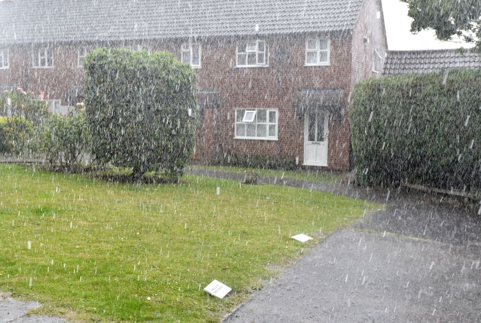 Heavy rain in Billericay, Essex during a brief but heavy storm