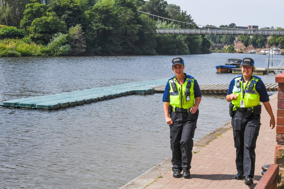 Cops at the River Dee in Chester