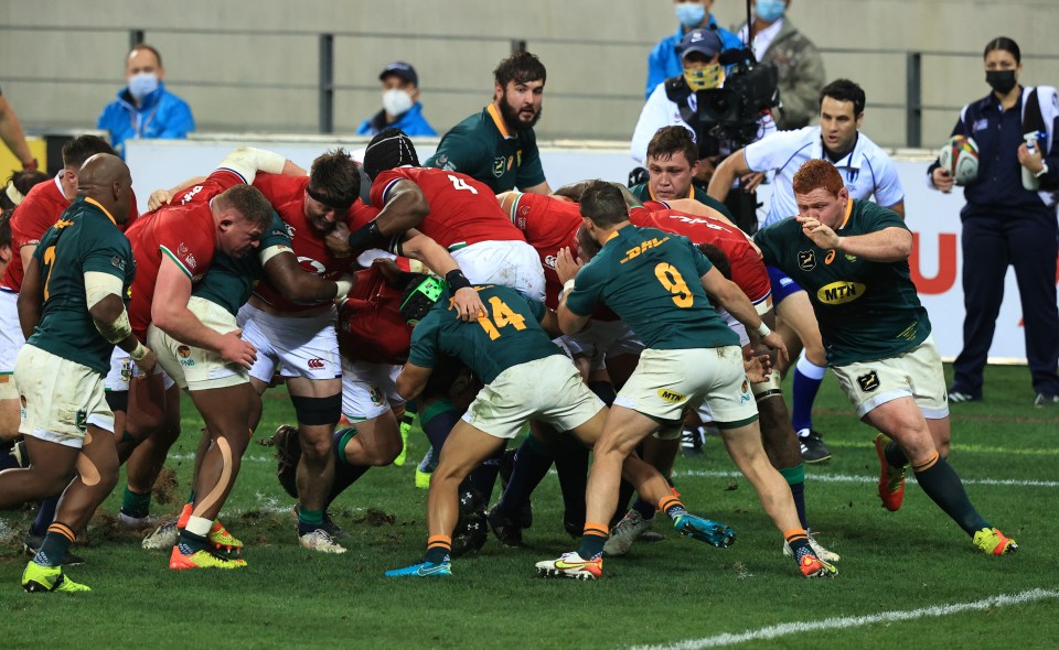 Owens went over after a Lions drive from a line-out in the first half