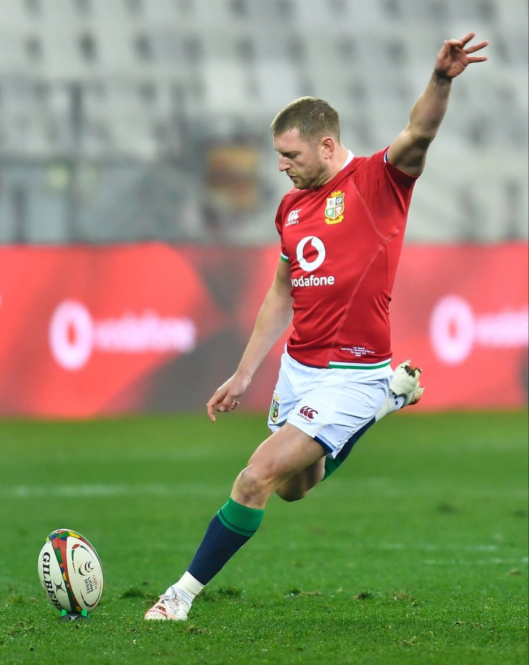 Finn Russell filled his boots impressively as he kicked three penalties