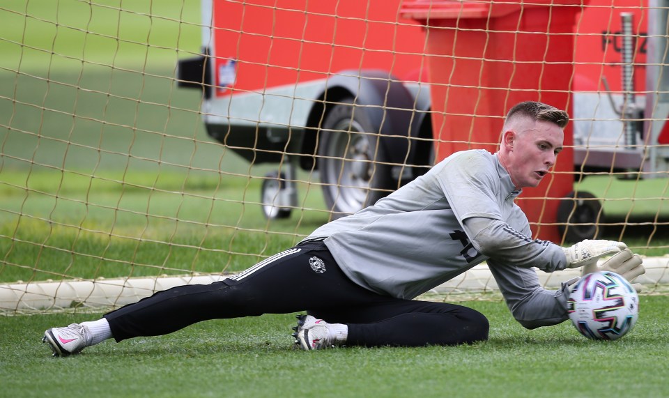 Dean Henderson has been ruled out of Manchester United's training camp in Scotland