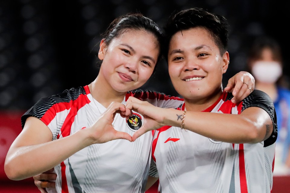 Indonesia won gold in in the badminton women's doubles against China