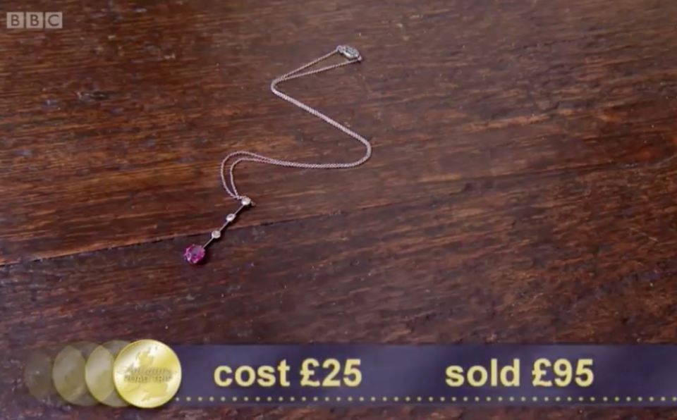 A sparkling sapphire and diamond pendant made a huge profit on Antiques Road Trip