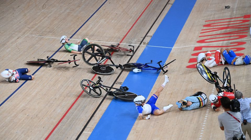 The Brit hit the deck after a big smash in the Omnium event