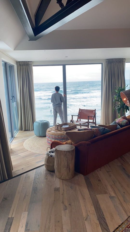 Gemma has shown off her incredible hotel room on Instagram