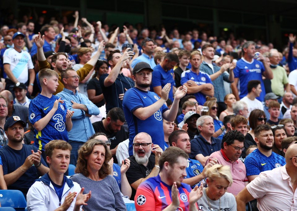 A packed Stamford Bridge cheered on last season’s European champions