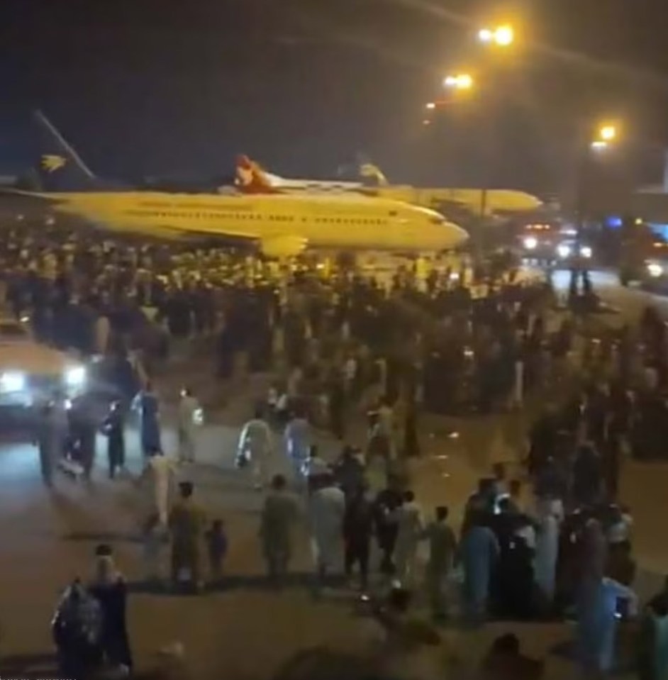 Thousands stormed runways in desperate effort to get last flights out