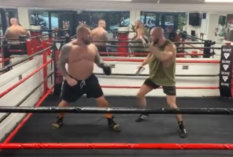 Eddie Hall is back training again using only his left hand