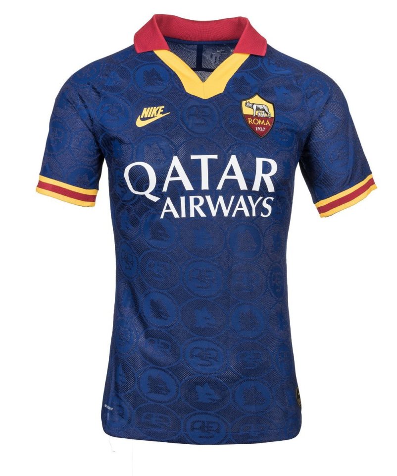 Roma were style kings with this vintage kit worn during the 2019-20 season