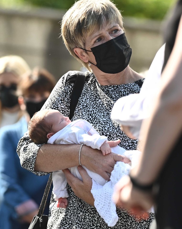 Samantha's newborn baby was carried by a loved one