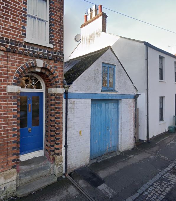 The new building replaced a dilapidated workshop on East Street, Osney Island