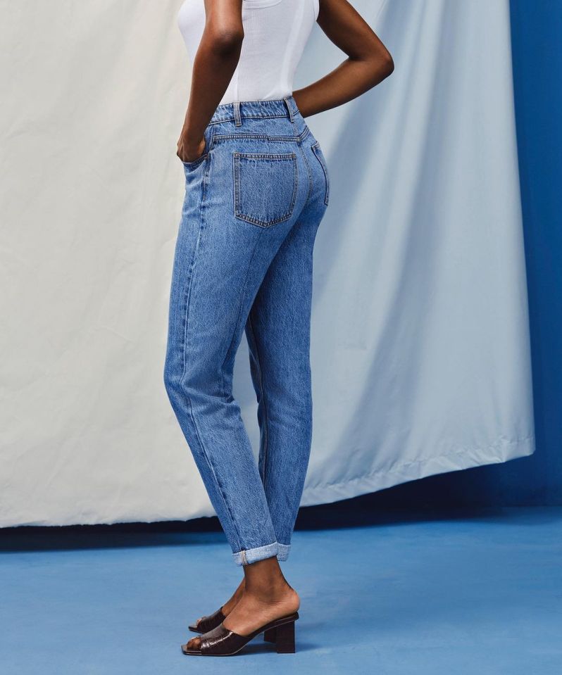 These chic jeans have turned up bottoms