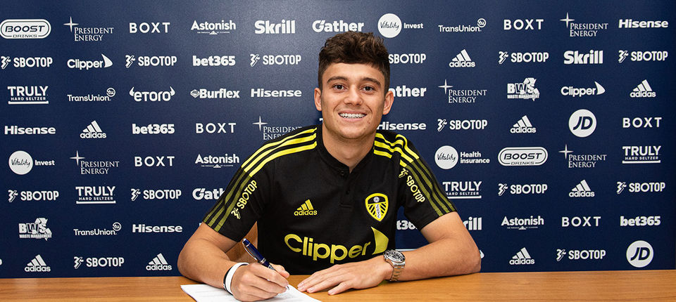 Leeds have completed the £25m signing of winger Dan James from Man Utd