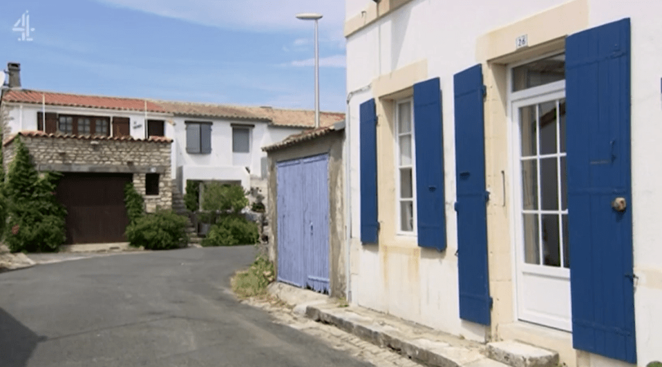 The mother and son were looking for a home in France with outdoor space