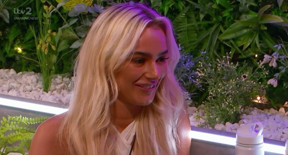 Love Island's Lillie Haynes has swapped numbers with Casa Amor boy Jack Barlow