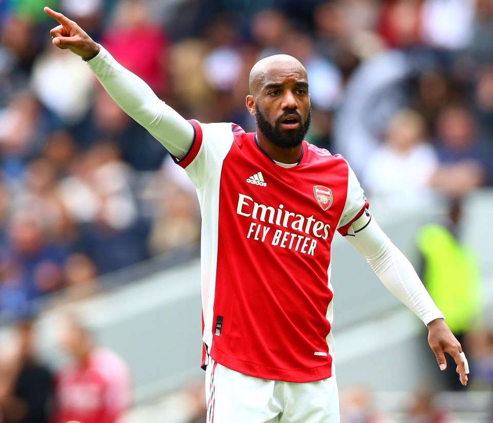 Lacazette has been offered to Roma, hoping to steer the Serie A club away from Abraham