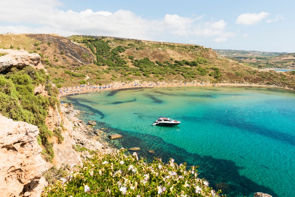 The average high temperature in Malta is 22ºC in November