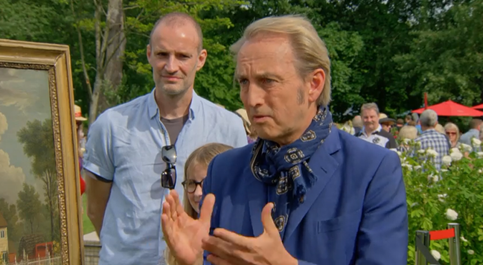 Antiques Roadshow viewers were convinced an ITV quiz show star had appeared on the show