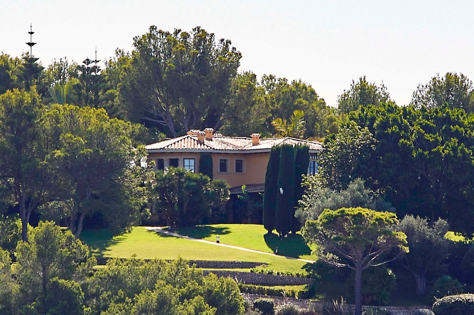 Corinna bought this £27m Majorca villa for family holidays with stricken Michael