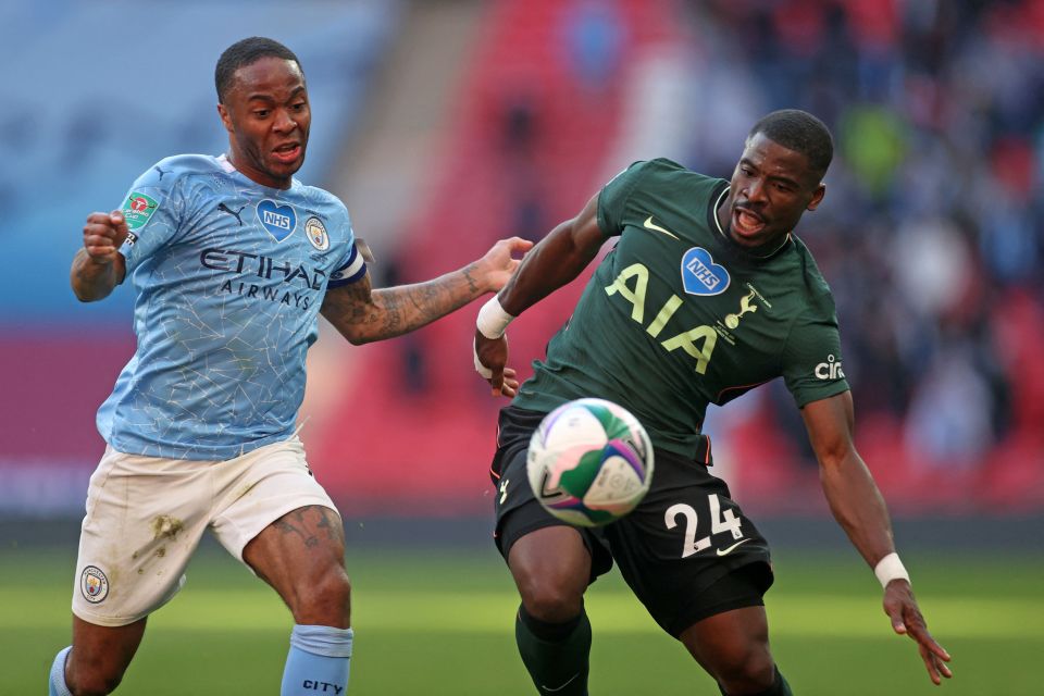 Serge Aurier (right) is reportedly keen to sign for Arsenal