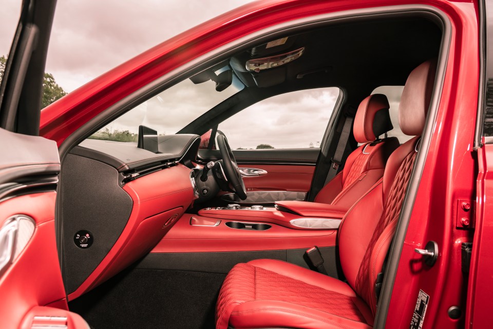 The red interior of the GV70