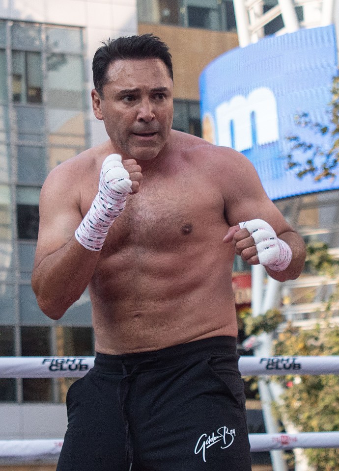 De La Hoya has been out of the ring since his defeat by Manny Pacquiao in 2008