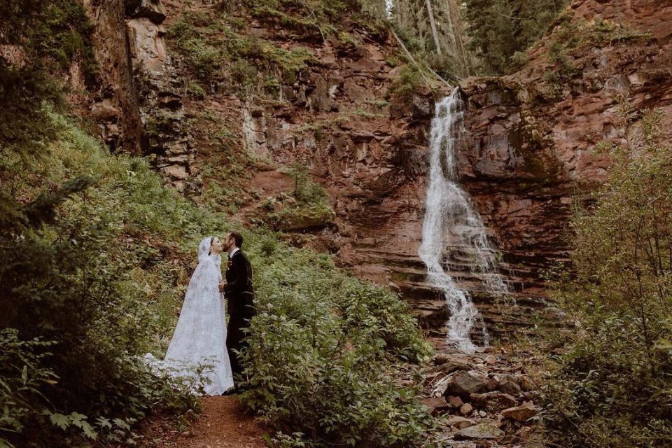 The pair got hitched in a romantic wedding ceremony in Dunton Hot Springs, Colorado