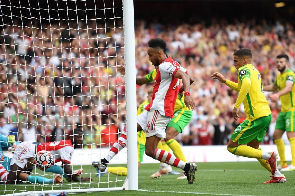 Pierre-Emerick Aubameyang applied the finishing touch for Arsenal's goal