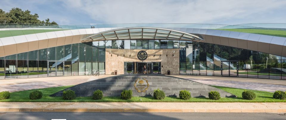 An exterior shot of the exquisite Stejarii members club, which Tiriac owns