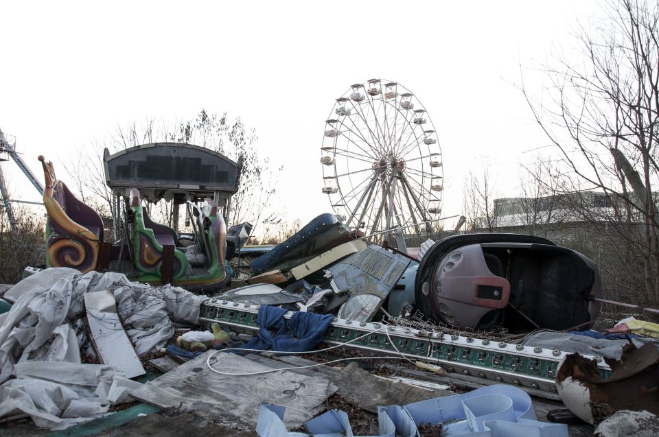 The Six Flags theme park, which is a subject of a documentary, is said to be haunted