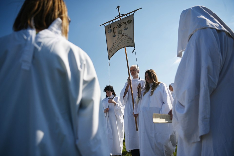 Druid priests also gathered in Primrose Hill, North London