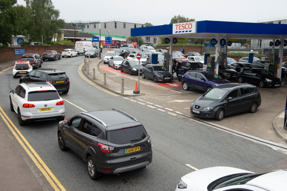 Huge queues have been seen at this Tesco Petrol station in Sidcup, London