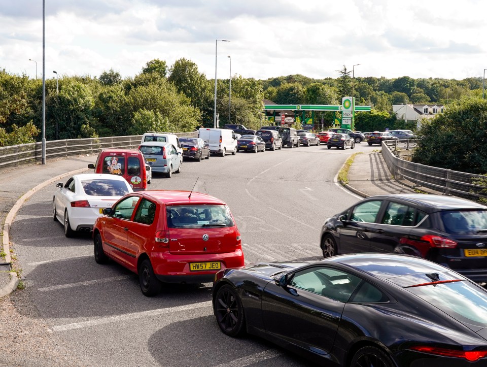 Ridiculous queues have continued today as Brits desperately wait for fuel