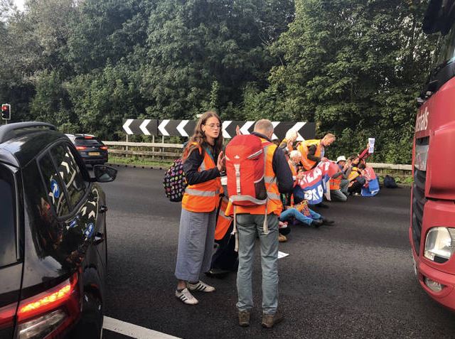 Members of climate change group Insulate Britain blocked access to the M25 this morning