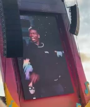 Man Utd star Paul Pogba hopped up on stage with Burna Boy at Parklife