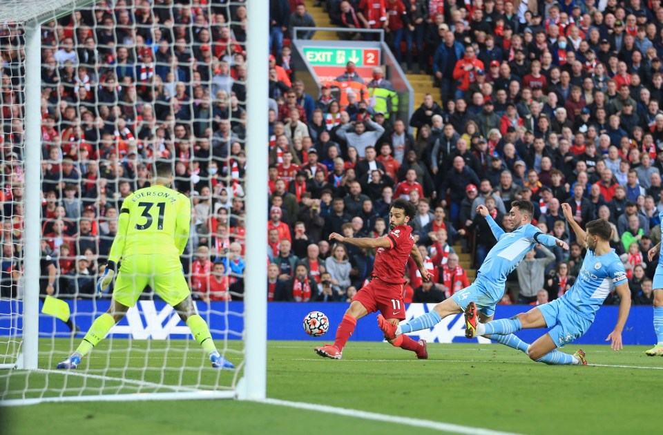 Mo Salah scored a goal of the season contender in Liverpool's 2-2 draw with Man City