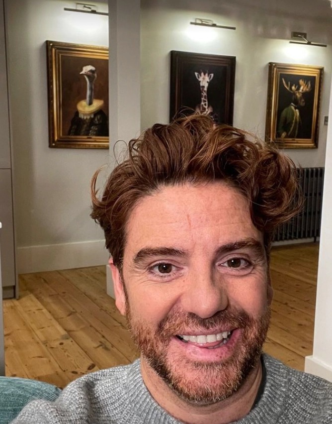 Gogglebox star Daniel Lustig posed in the fancy flat he shared with his husband