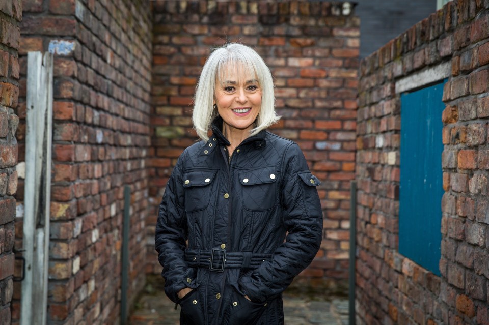 Coronation Street legend Tracie Bennett plays show villain Sharon Bennett