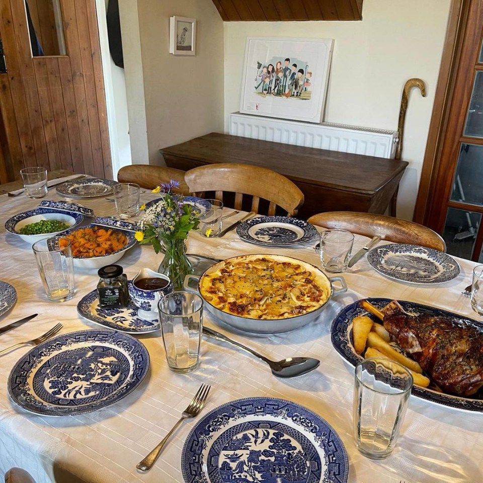 The family can enjoy plenty of dinners around their dining table