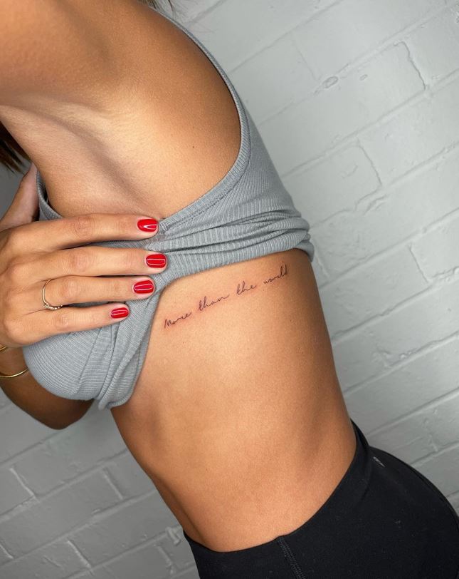 Frankie Bridge has a new tattoo on her ribs