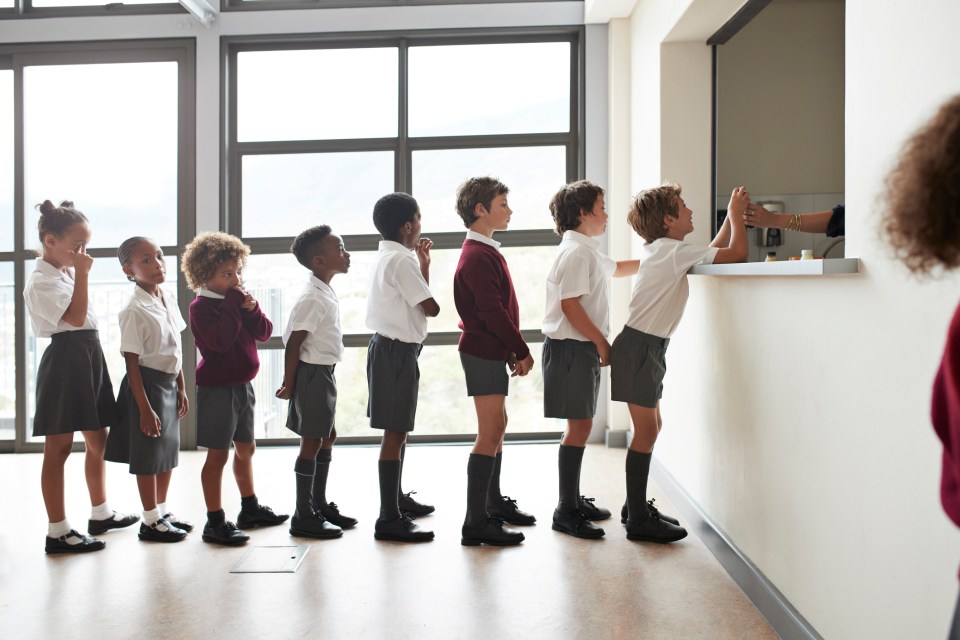 Facial recognition computers are being used to try and speed up queues at school canteens